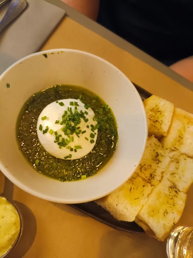 Burrata with Pesto and Bread